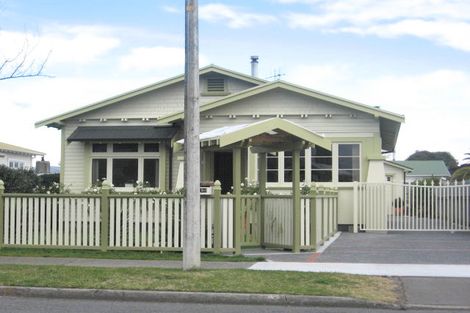 Photo of property in 186 Vigor Brown Street, Napier South, Napier, 4110