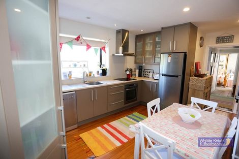 Photo of property in 1/365 Avonhead Road, Avonhead, Christchurch, 8042