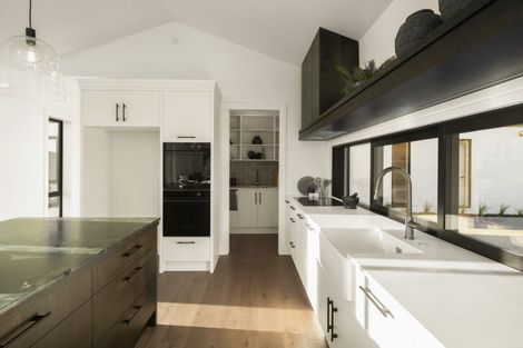 Photo of property in 10 Kerr Crescent, Patumahoe, 2679
