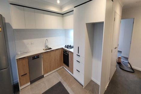 Photo of property in 302/26 Shortfin Place, Flat Bush, Auckland, 2019