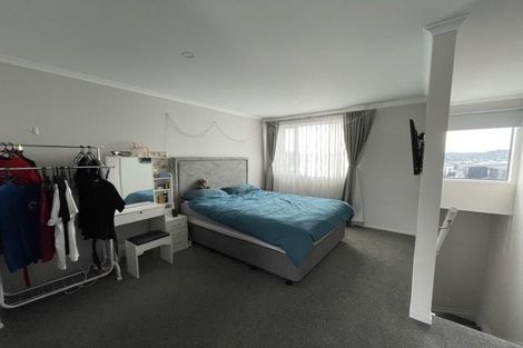 Photo of property in 20 Hobsonville Point Road, Hobsonville, Auckland, 0616