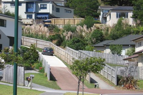 Photo of property in 16 Landvale Court, Browns Bay, Auckland, 0630