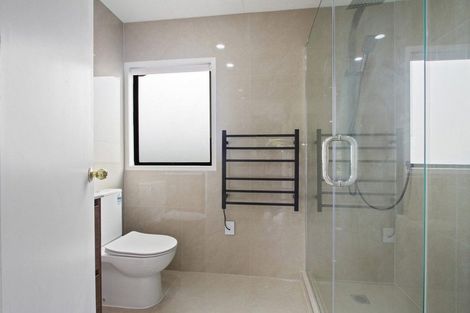 Photo of property in 46 Peverill Crescent, Papatoetoe, Auckland, 2025