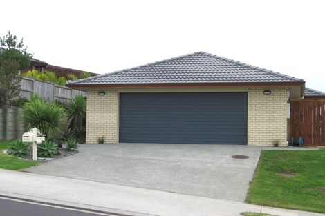 Photo of property in 3 Richfield Crescent, Westgate, Auckland, 0614