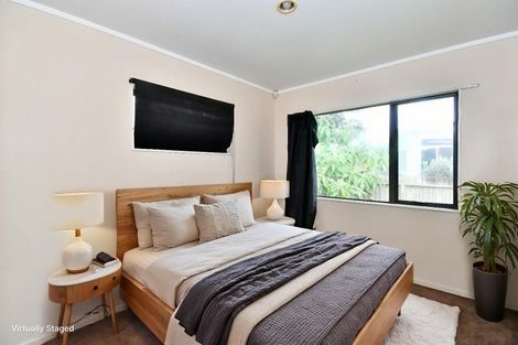 Photo of property in 60 Mckean Avenue, Manurewa, Auckland, 2102