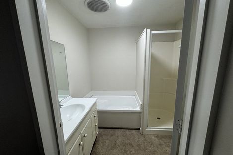 Photo of property in 4/2 Brittan Street, Linwood, Christchurch, 8011