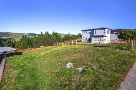 Photo of property in 160 Endeavour Drive, Whitby, Porirua, 5024