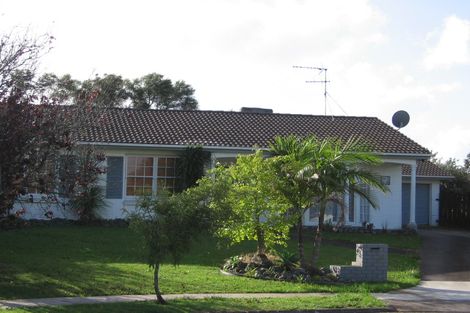 Photo of property in 18 Roysfield Lane, Sunnyhills, Auckland, 2010