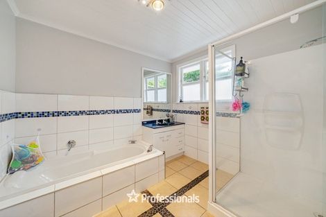 Photo of property in 373 Stokes Valley Road, Stokes Valley, Lower Hutt, 5019