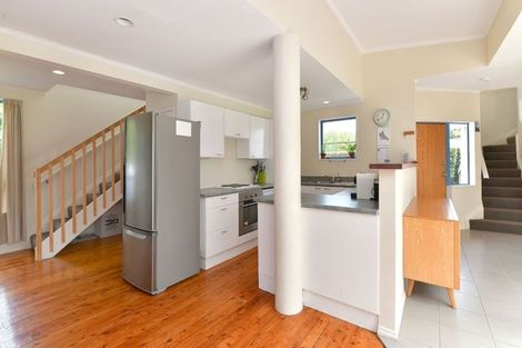 Photo of property in 20 Glamis Avenue, Manly, Whangaparaoa, 0930
