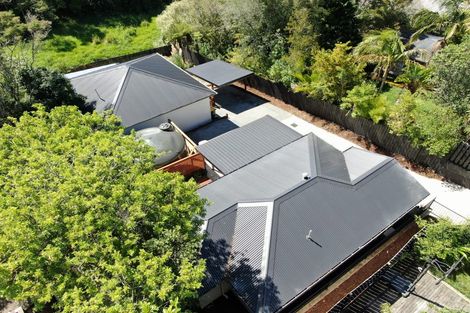 Photo of property in 61a Gledstane Road, Stanmore Bay, Whangaparaoa, 0932