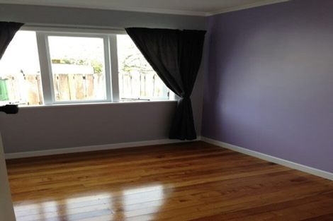 Photo of property in 1/16 Lancaster Road, Beach Haven, Auckland, 0626