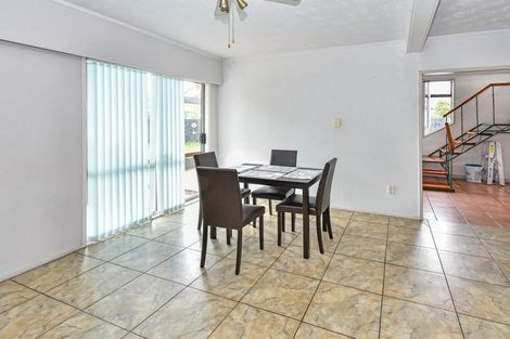 Photo of property in 81 Beeston Crescent, Manurewa, Auckland, 2102