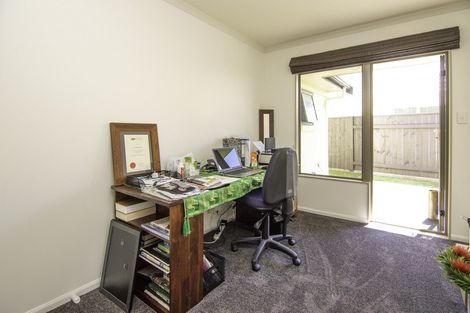 Photo of property in 119 Pacific Drive, Fitzherbert, Palmerston North, 4410