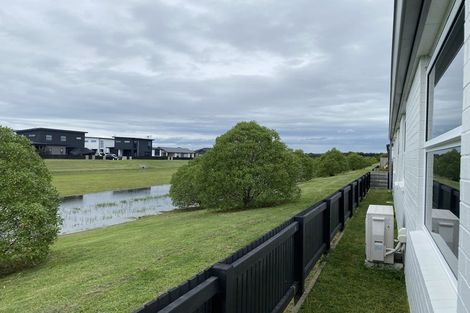 Photo of property in 17 Chain Place, Papamoa, 3118