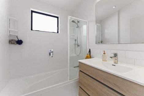 Photo of property in 470 Warspite Avenue, Ascot Park, Porirua, 5024