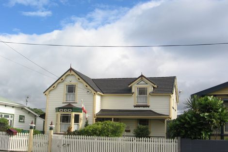 Photo of property in 11 Queen Street, Petone, Lower Hutt, 5012
