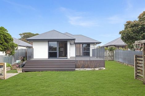 Photo of property in 239 Breezes Road, Aranui, Christchurch, 8061