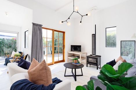 Photo of property in 90 Thames Street, Avenal, Invercargill, 9810