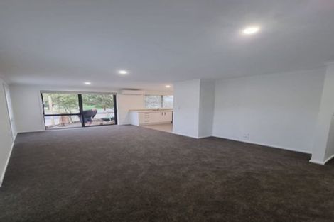 Photo of property in 27 Applemoors Way, Riverhead, 0820