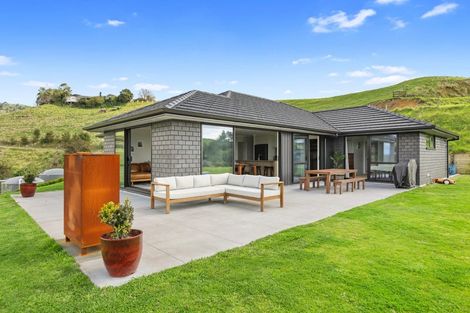Photo of property in 25 Morepork Way, Papamoa, 3183