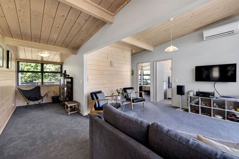 Photo of property in 11 Highfield Place, Highlands Park, New Plymouth, 4312