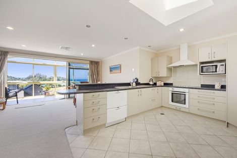 Photo of property in 11 Torlesse Drive, Kaiteriteri, Motueka, 7197