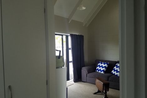 Photo of property in 11 Fantail Court, Orewa, 0931