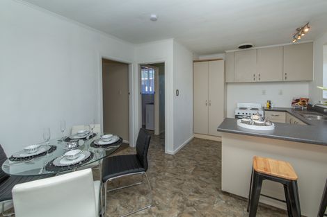 Photo of property in 2/19 Sturrocks Road, Redwood, Christchurch, 8051