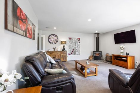 Photo of property in 6 Astor Place, Halswell, Christchurch, 8025