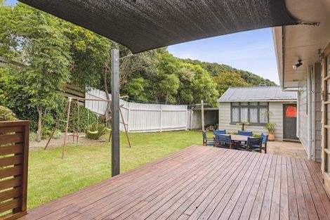Photo of property in 25 Hookway Grove, Paraparaumu, 5032