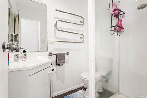 Photo of property in 33b Florence Avenue, Orewa, 0931