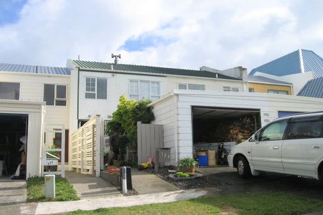 Photo of property in 123-127 Akaroa Drive, Maupuia, Wellington, 6022