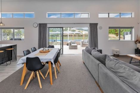 Photo of property in 8 Wai Kanapa Lane, Ngararatunua, Whangarei, 0176