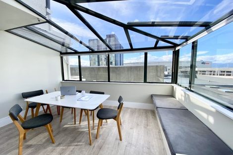 Photo of property in 16j Hobson Street, Thorndon, Wellington, 6011