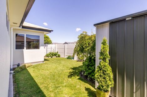 Photo of property in 1 Pukaki Place, Poraiti, Napier, 4112