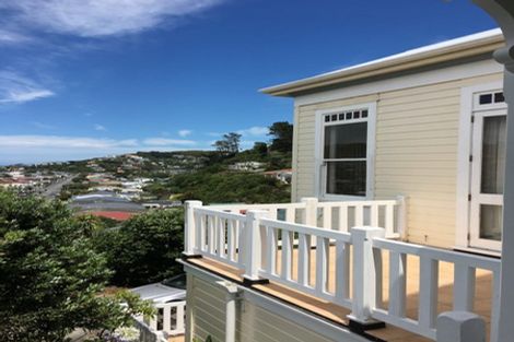 Photo of property in 133 Eden Street, Island Bay, Wellington, 6023