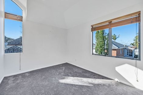 Photo of property in 19a Horotutu Road, Greenlane, Auckland, 1061