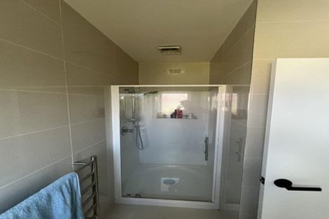 Photo of property in 3a Paton Avenue, Te Atatu South, Auckland, 0610