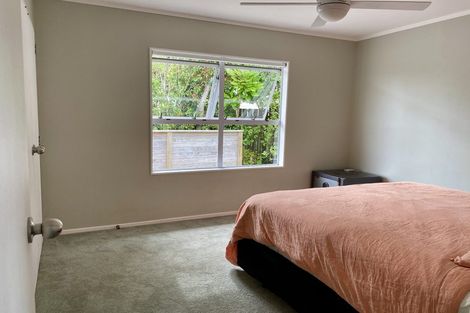 Photo of property in 10 Bill Phillip Place, Clendon Park, Auckland, 2103