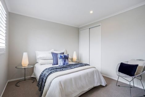 Photo of property in 35 Barrel Crescent, Swanson, Auckland, 0614