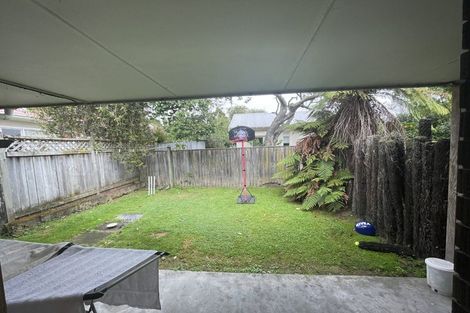 Photo of property in 102-106 Marne Street, Hokowhitu, Palmerston North, 4410
