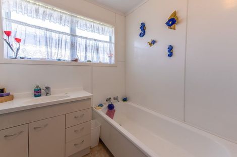 Photo of property in 5 Melrose Street, Spotswood, New Plymouth, 4310