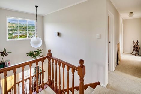 Photo of property in 11 Mckeefry Grove, Tawa, Wellington, 5028