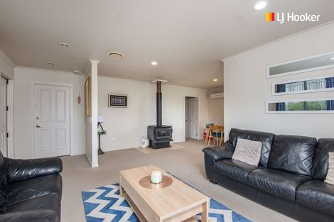 Photo of property in 30 Titri Road, Waihola, Outram, 9073