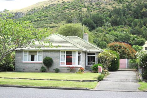 Photo of property in 122 Wakefield Avenue, Sumner, Christchurch, 8081