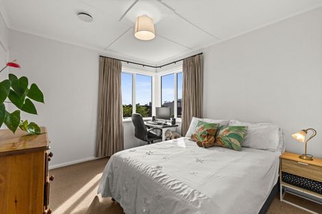 Photo of property in 33 Romanes Drive, Havelock North, 4130