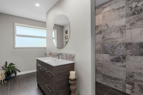 Photo of property in 16 Corbett Drive, Minden, Tauranga, 3176