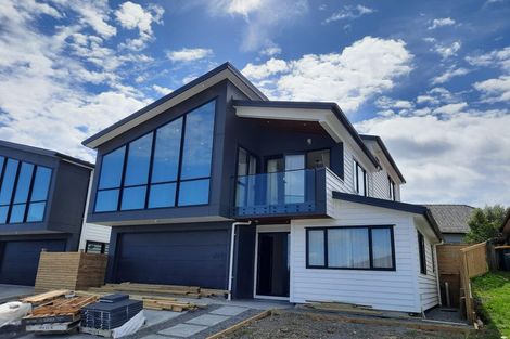 Photo of property in 129b Alec Craig Way, Gulf Harbour, Whangaparaoa, 0930