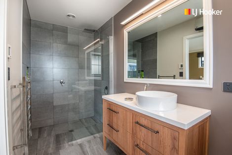 Photo of property in 8 Carrick Place, Mosgiel, 9024